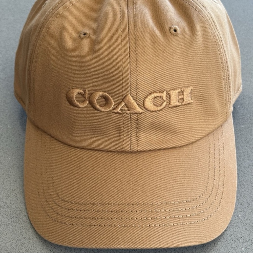 COACH Brand Embroidered
Center Logo Strapback Summer Beach
Hat Cap NEW - Picture 2 of 9